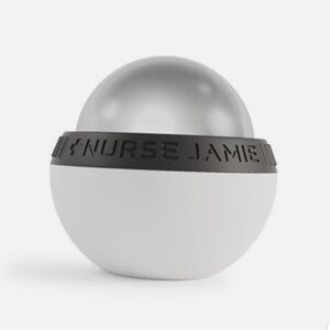Nurse Jamie Super-Cryo
Massaging Orb - Stainless Steel Roller Silver.